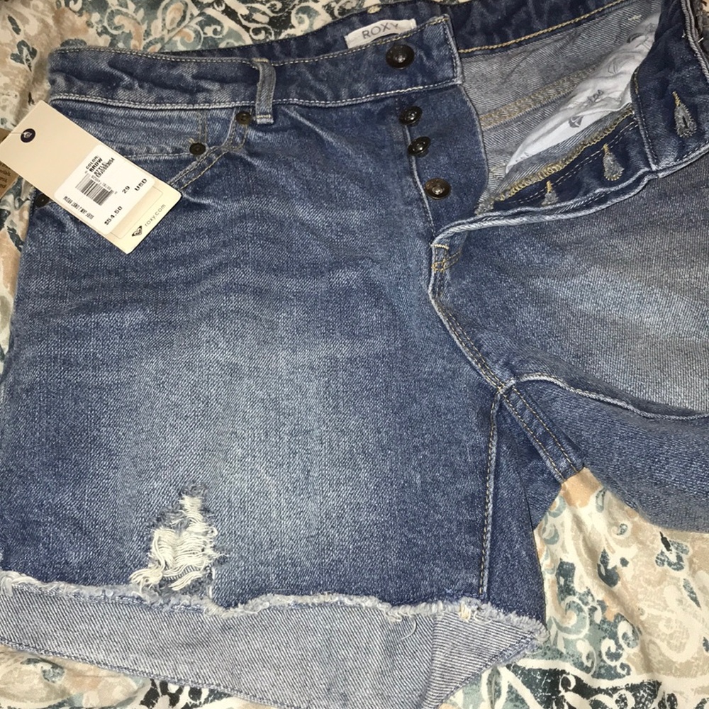 Shorts - Picture 6 of 6